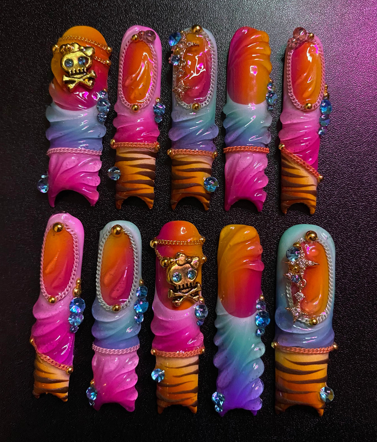 Golden Ocean | Press on nails