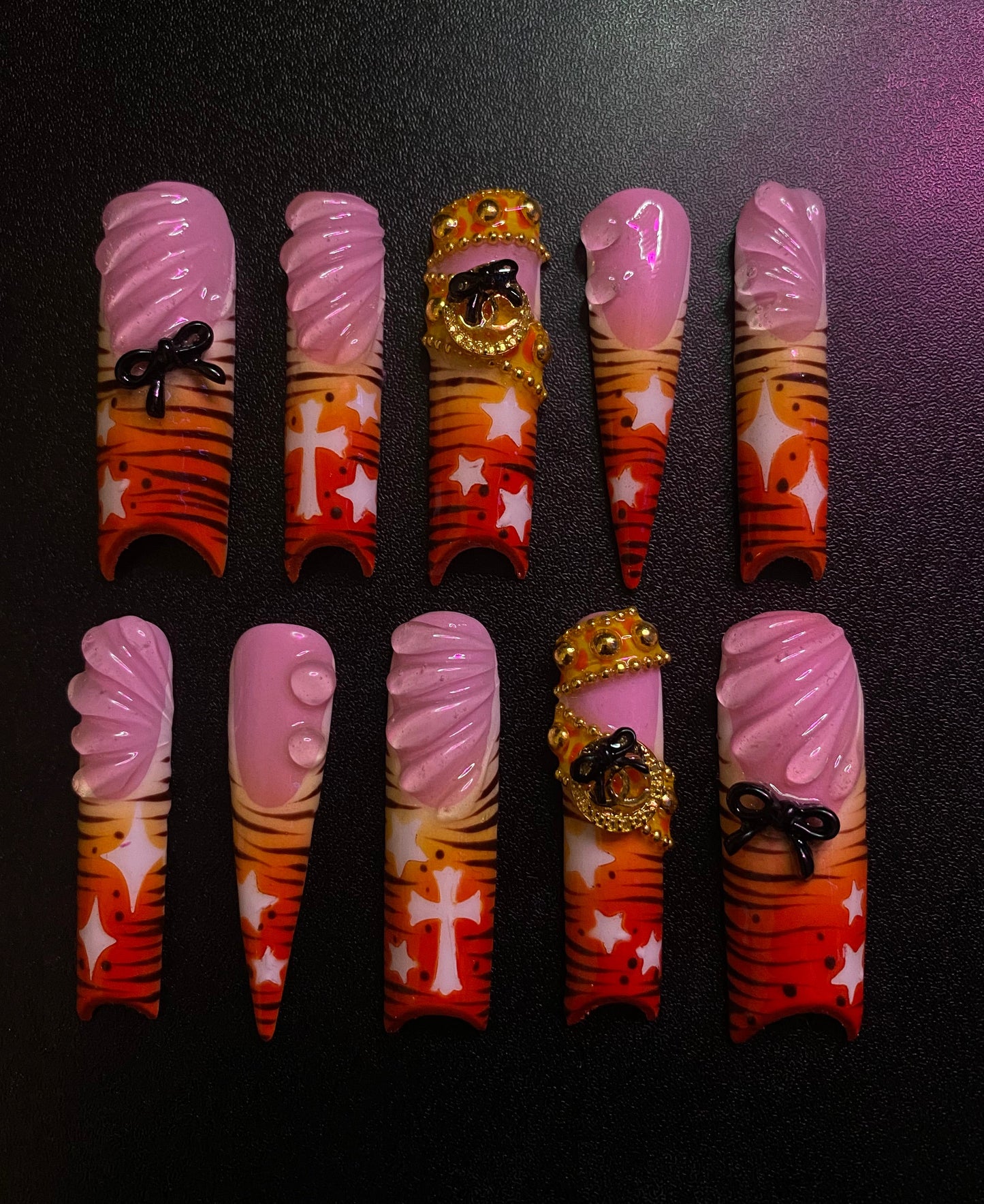 Fire Grl | Press on nails