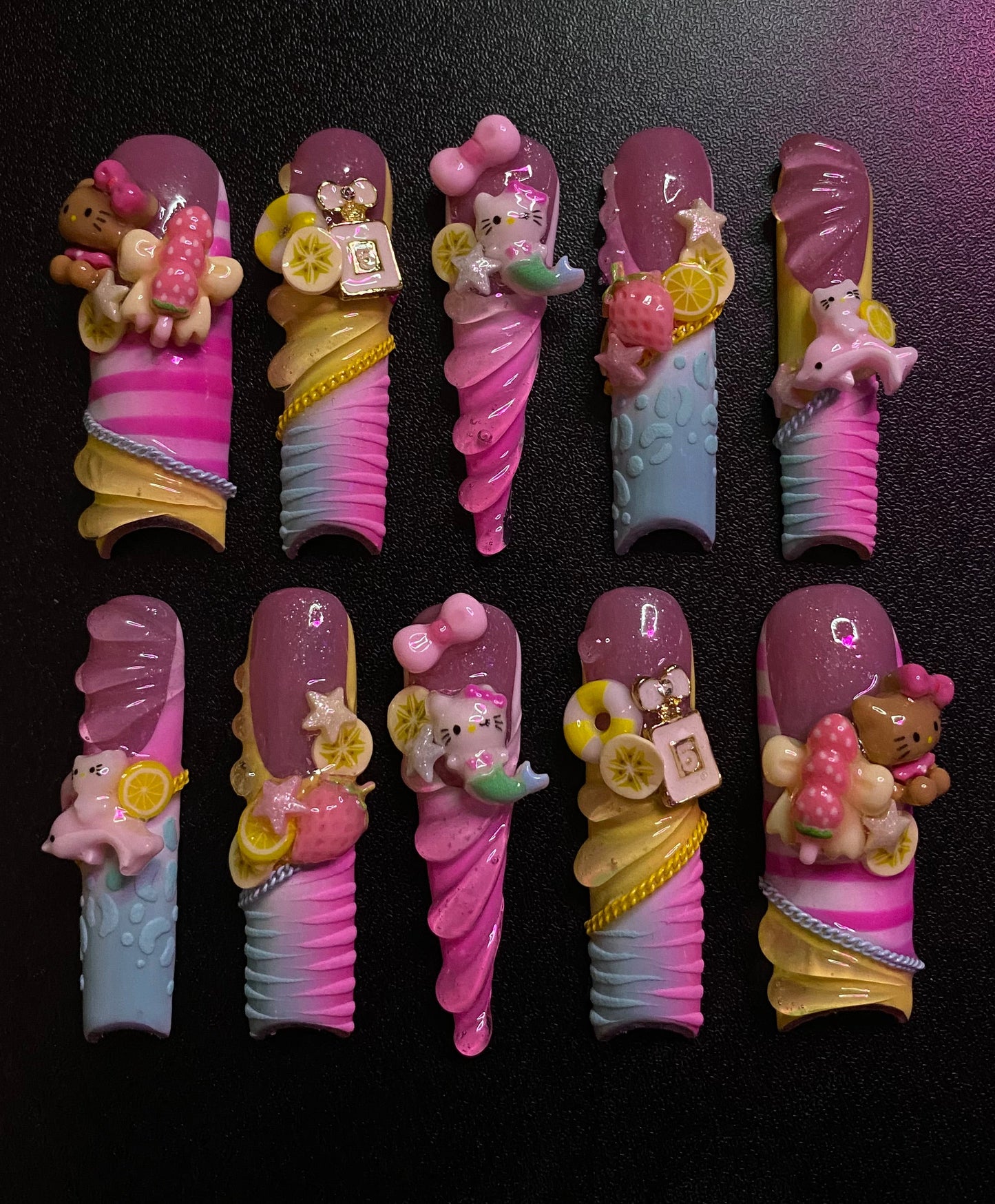Kitty Getaway | Press on nails