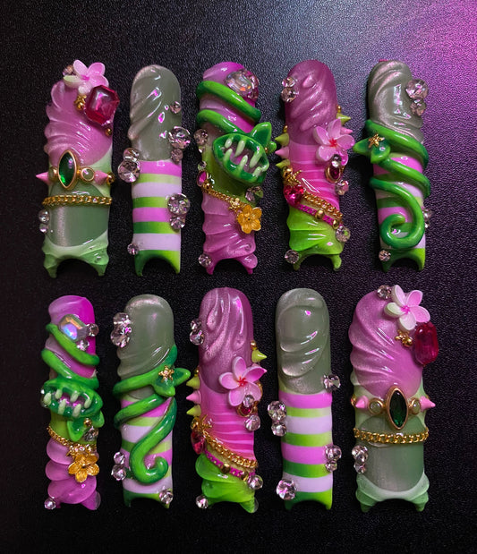 McFlytrap | Press on nails