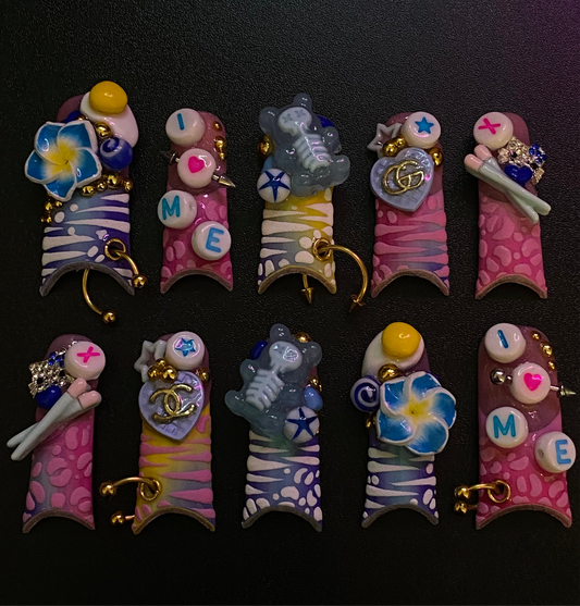 i <3 me | Press on nails
