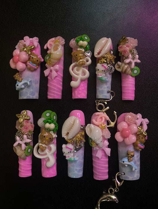 Hello Holiday | Press on nails